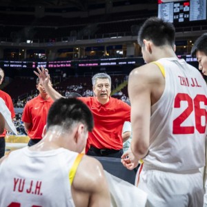 爱游戏体育app-比张镇麟还差！中国男篮逆转夜最失意之人：失误被换下 出场30秒